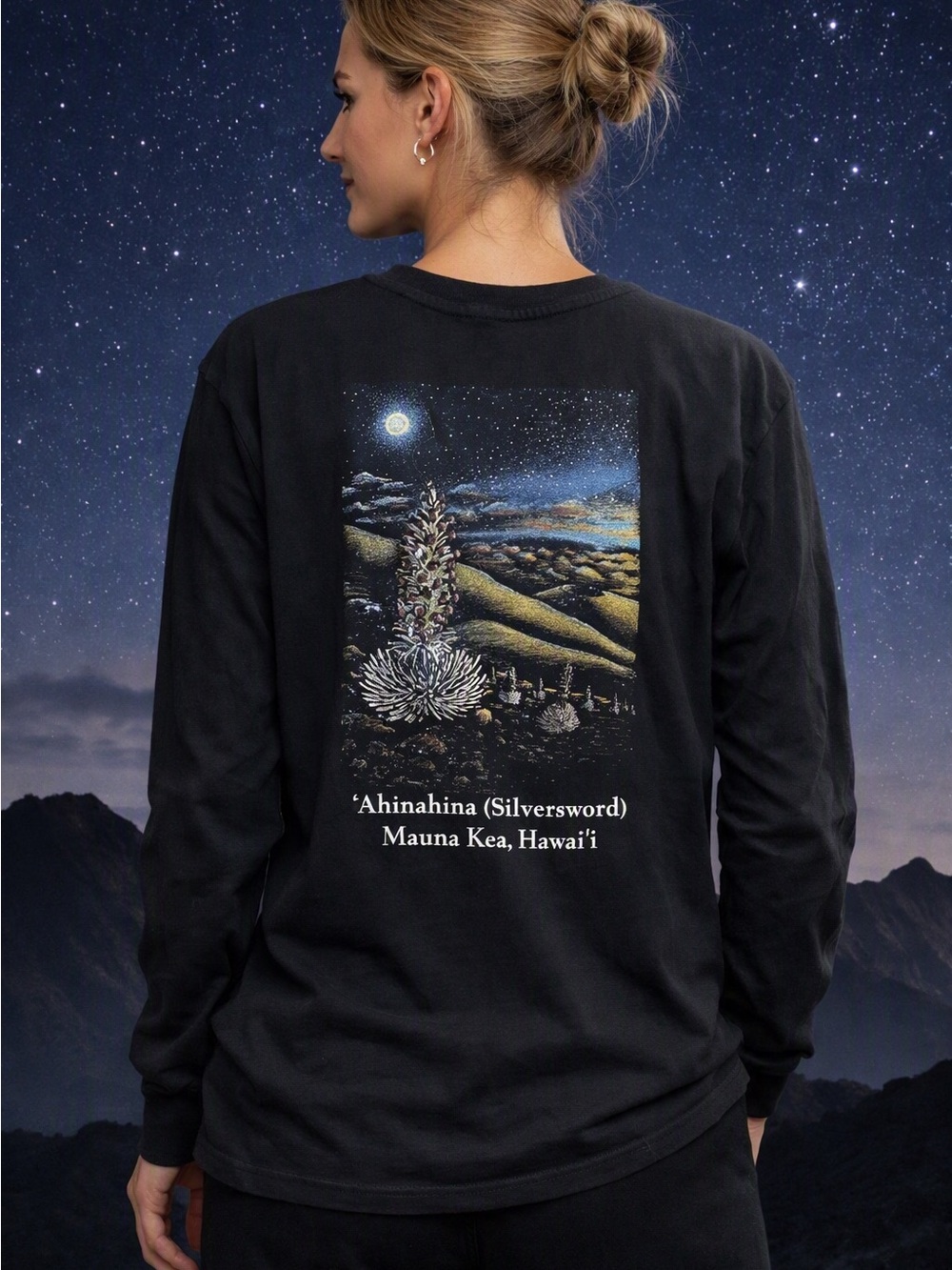 District Threads Mauna Kea Hawaii Long sleeve Unisex Graphic Tee Size Small